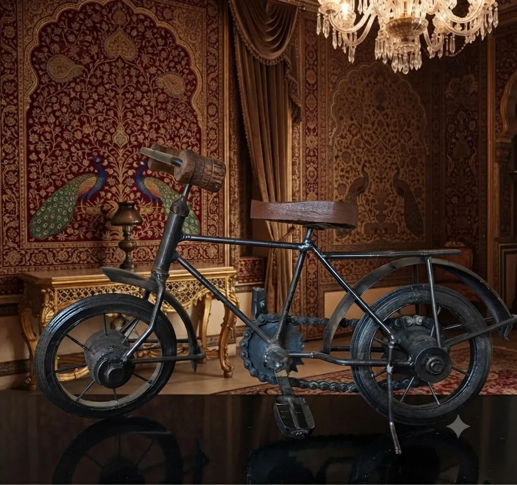 Vintage-Style Metal Bicycle Sculpture